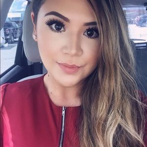 Meet your Posher, Bella